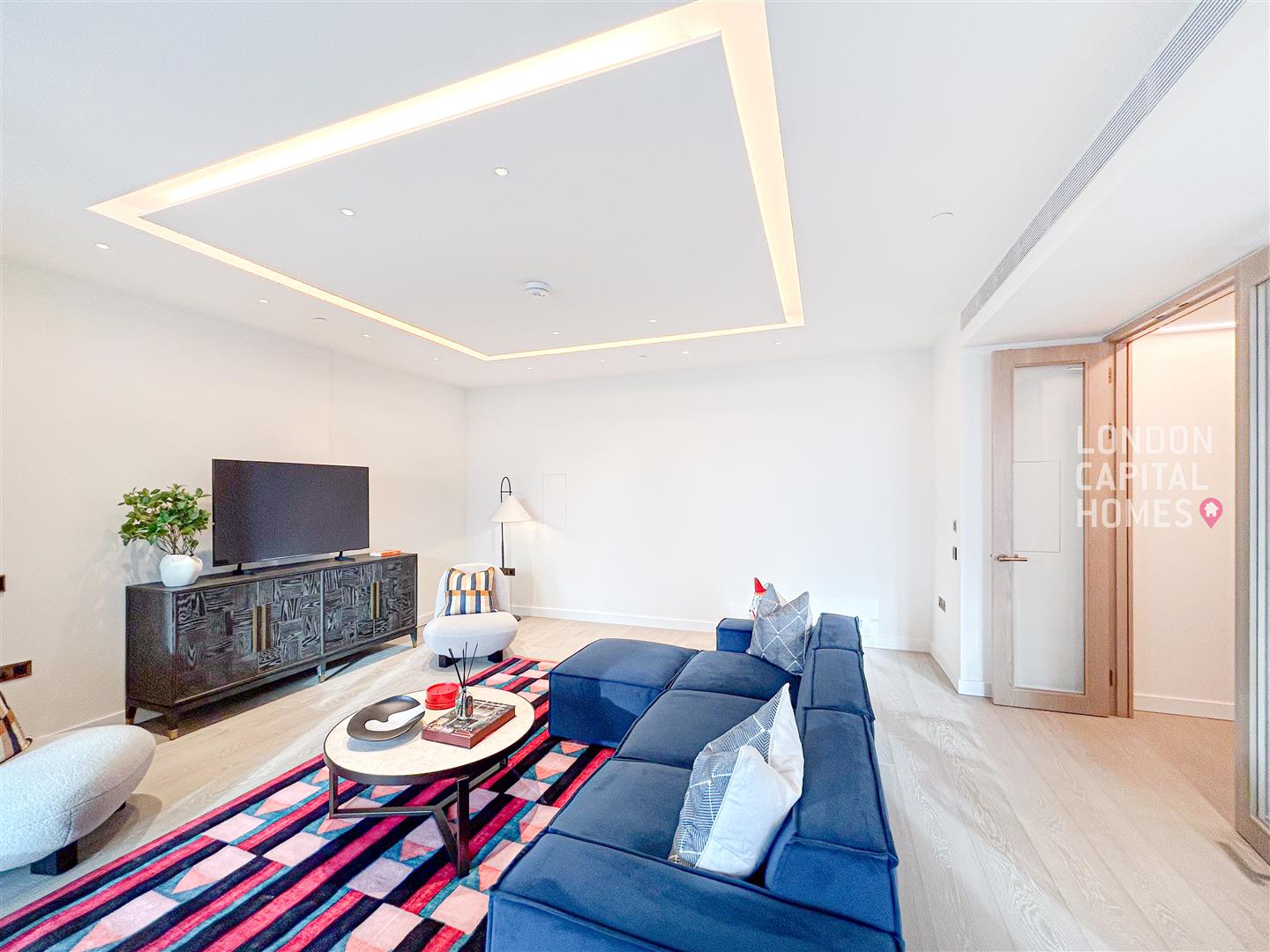 2 bed property in 1 Nine Elms Lane, LONDON